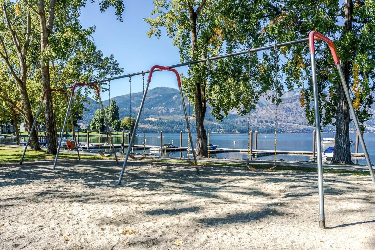 Wapato Point Lakeside Delight 509B Manson Camera foto